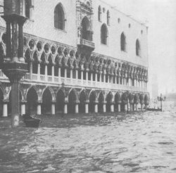 Doge's Palace in St. Mark's Square on November 4, 1966.