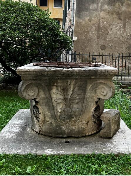 File:Gothic Wellhead.jpg