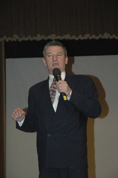 File:Business speakers 2712.jpg