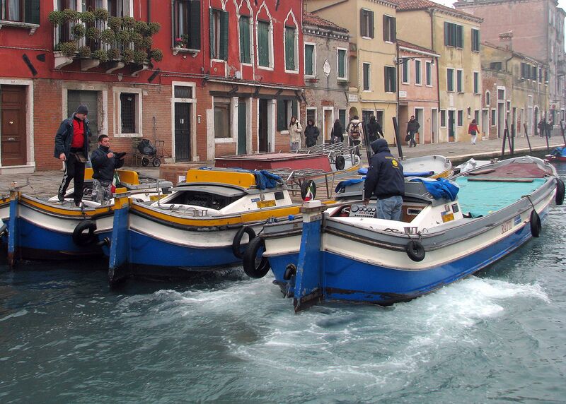 File:Motoondoso.jpg