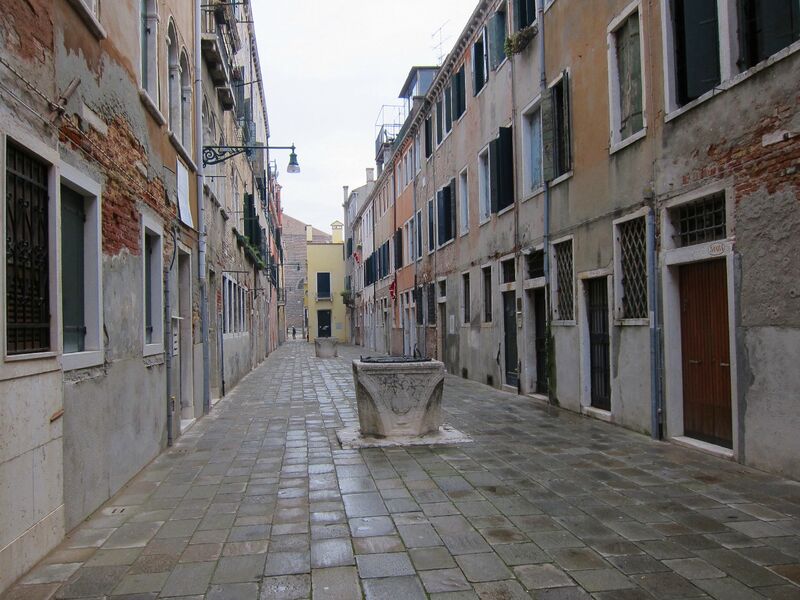 File:BorgolocoSanLorenzo.jpg