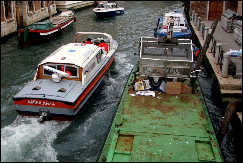 File:Ambulance.jpg