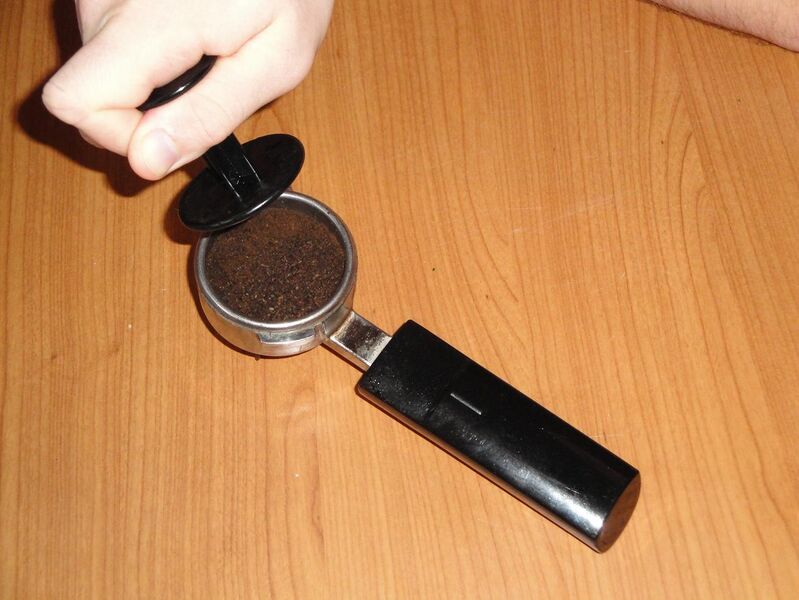 File:Pressing coffee.jpg